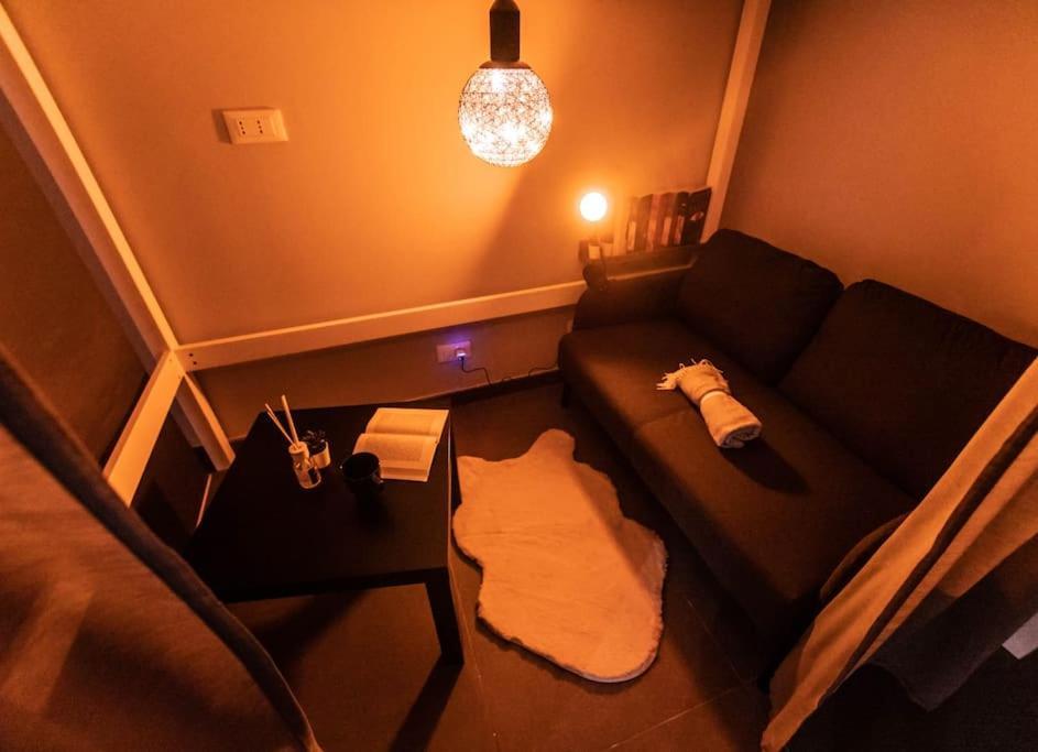Modern Loft Center Of Turin + Jacuzzi 30M Metro Lägenhet Collegno Exteriör bild